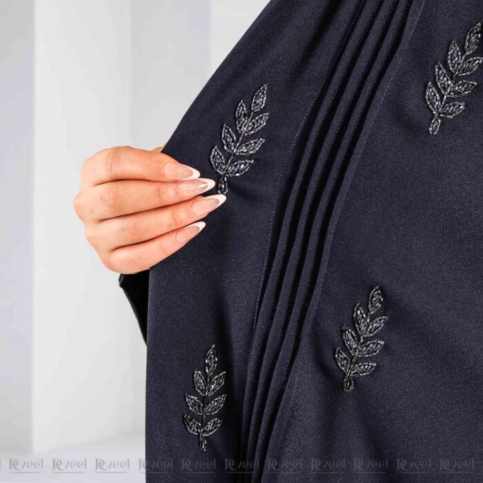 عباية كحلى مع شك
